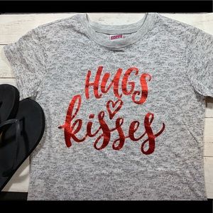 Hugs & Kisses burnout t-shirt